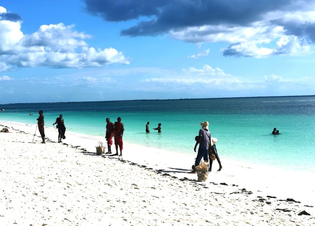 beach boys zanzibar plage Zanzibar : préparer son voyage et les informations pratiques 