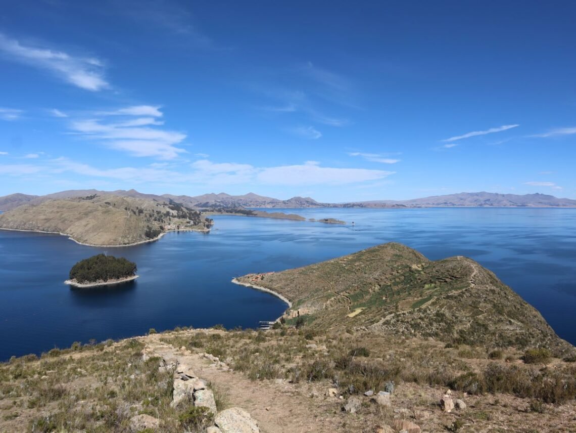 trajet la paz coroico isla del sol lac titicaca bolivie bus bateau