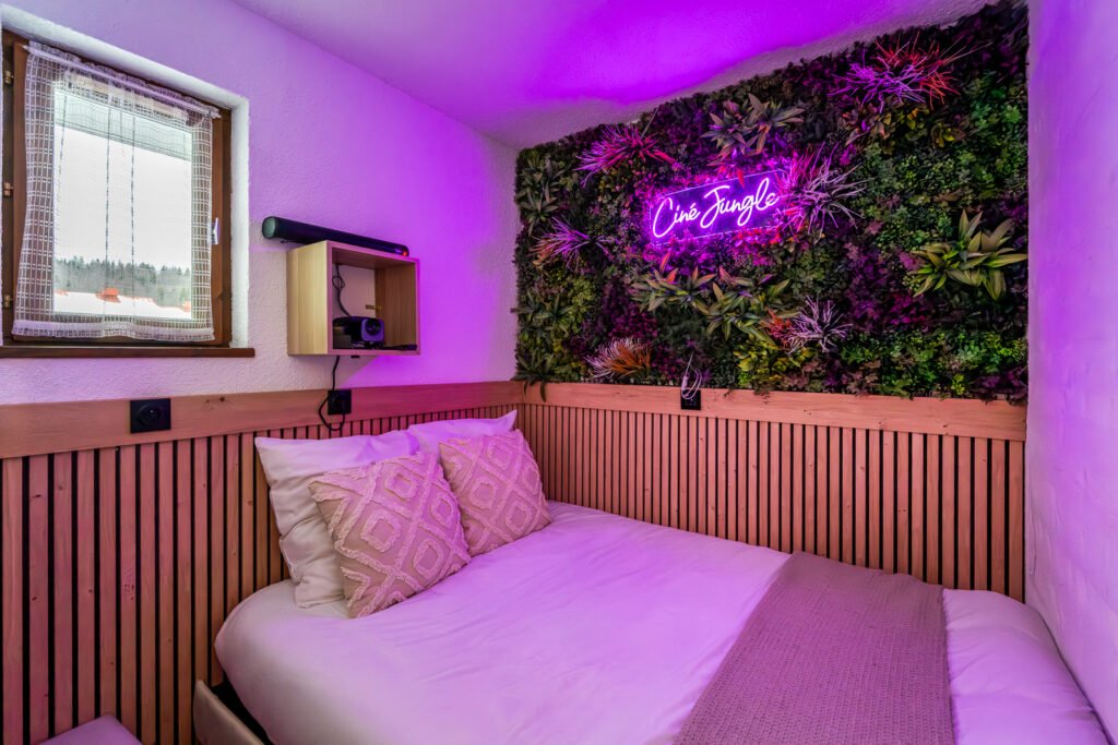 La Canopée Jurasienne chambre cocooning Les Rousses Jura