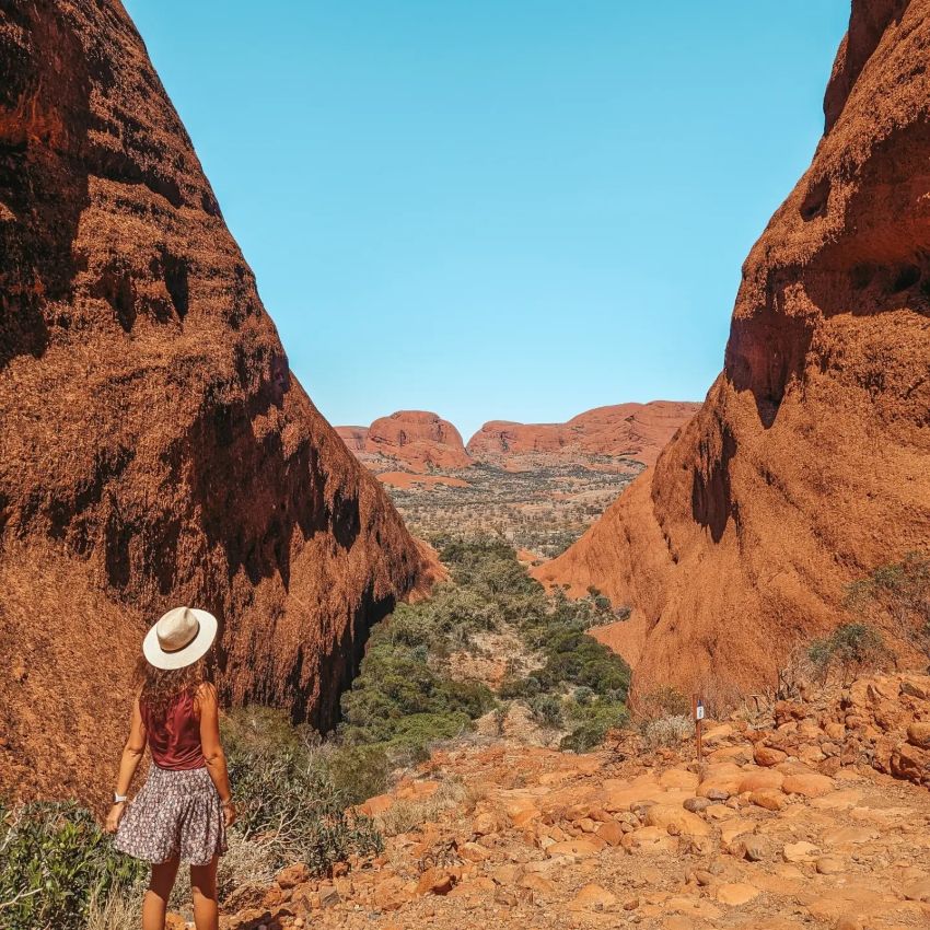 moi lilifoodiestravel au centre australie avec carte sim telstra holafly et forfait free